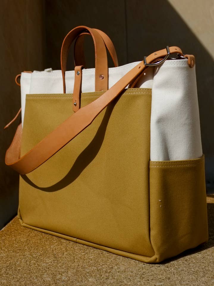Weekender for wholesale by Koester