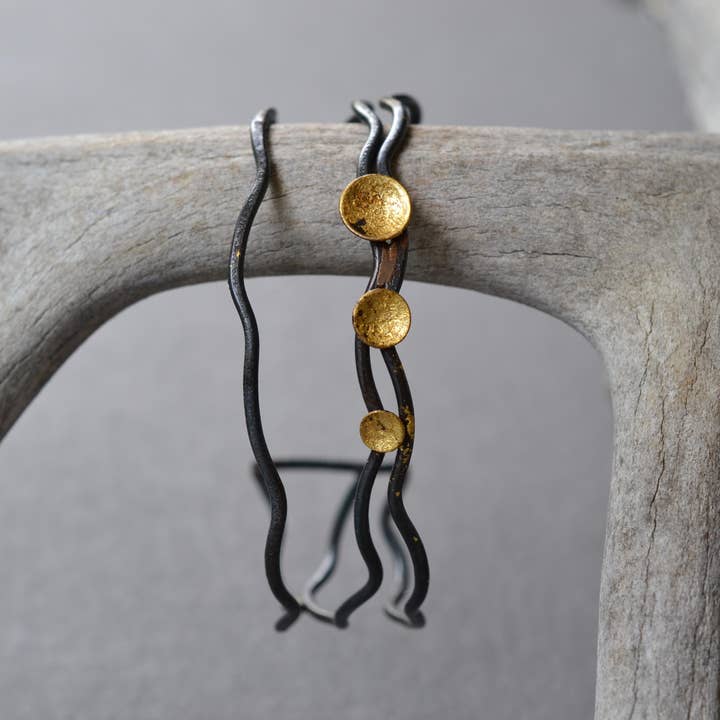 Metamorphosis Metals - Venta al por mayor Pulseras tipo brazalete - Pulsera lineal con piscina de oro1