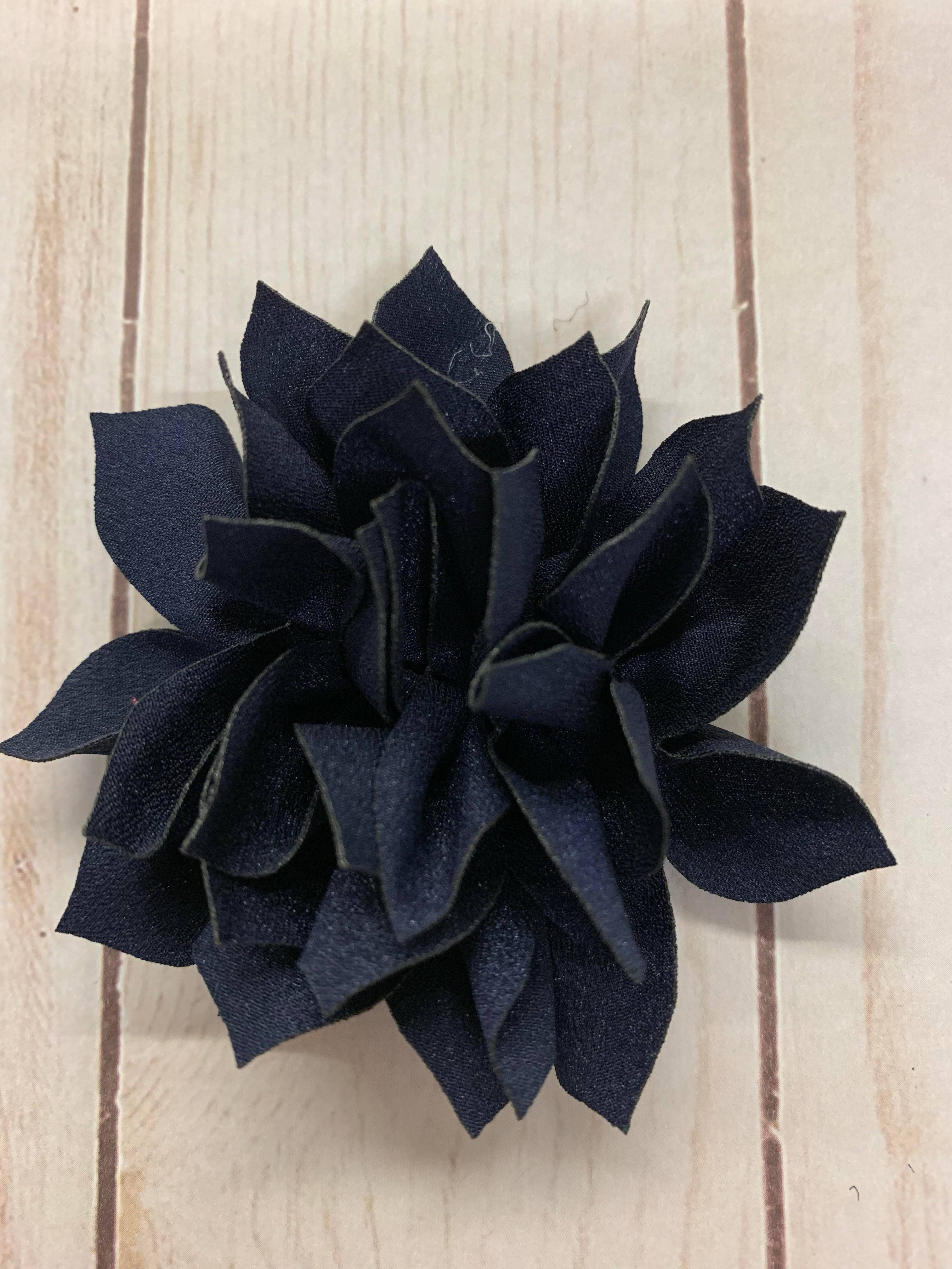 Rachel's Ribbons - Wholesale Hair Clip - Kids - Lily Flower Clip - Medium13