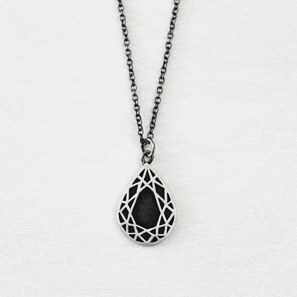 Ivy & Gold Handcraft - Wholesale Pendant/Charm Necklace - Geometric Black Diamond Teardrop Necklace0