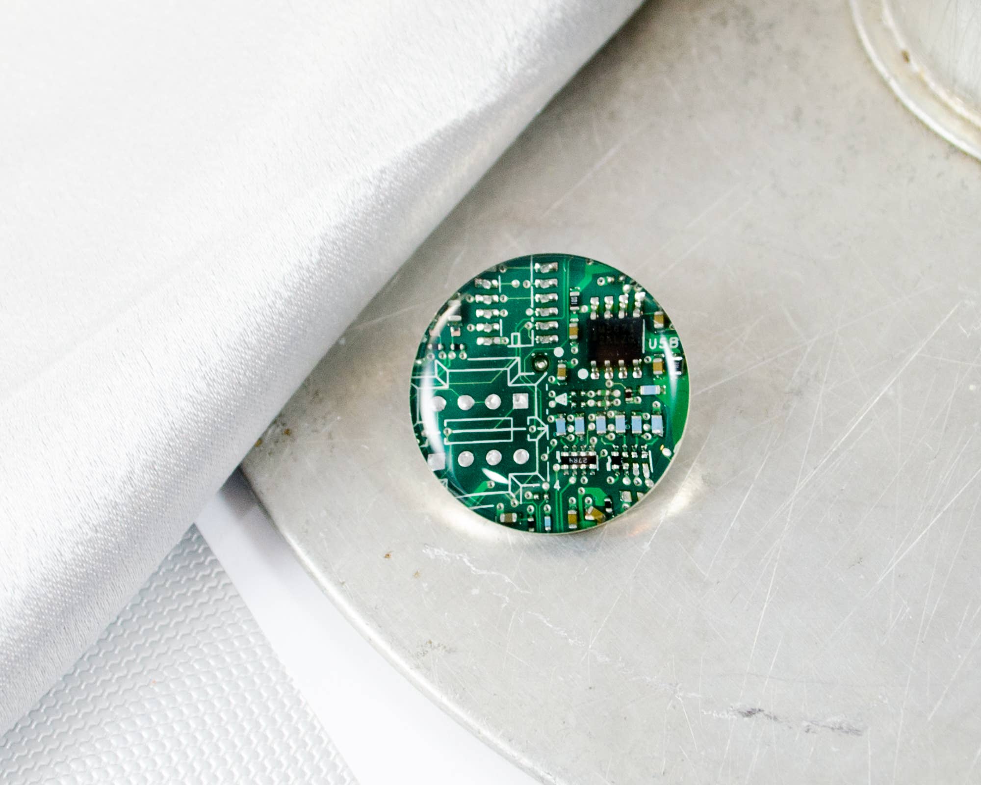 Circuit Breaker Labs - Wholesale Lapel Pin/Button - Circuit Board Pin2