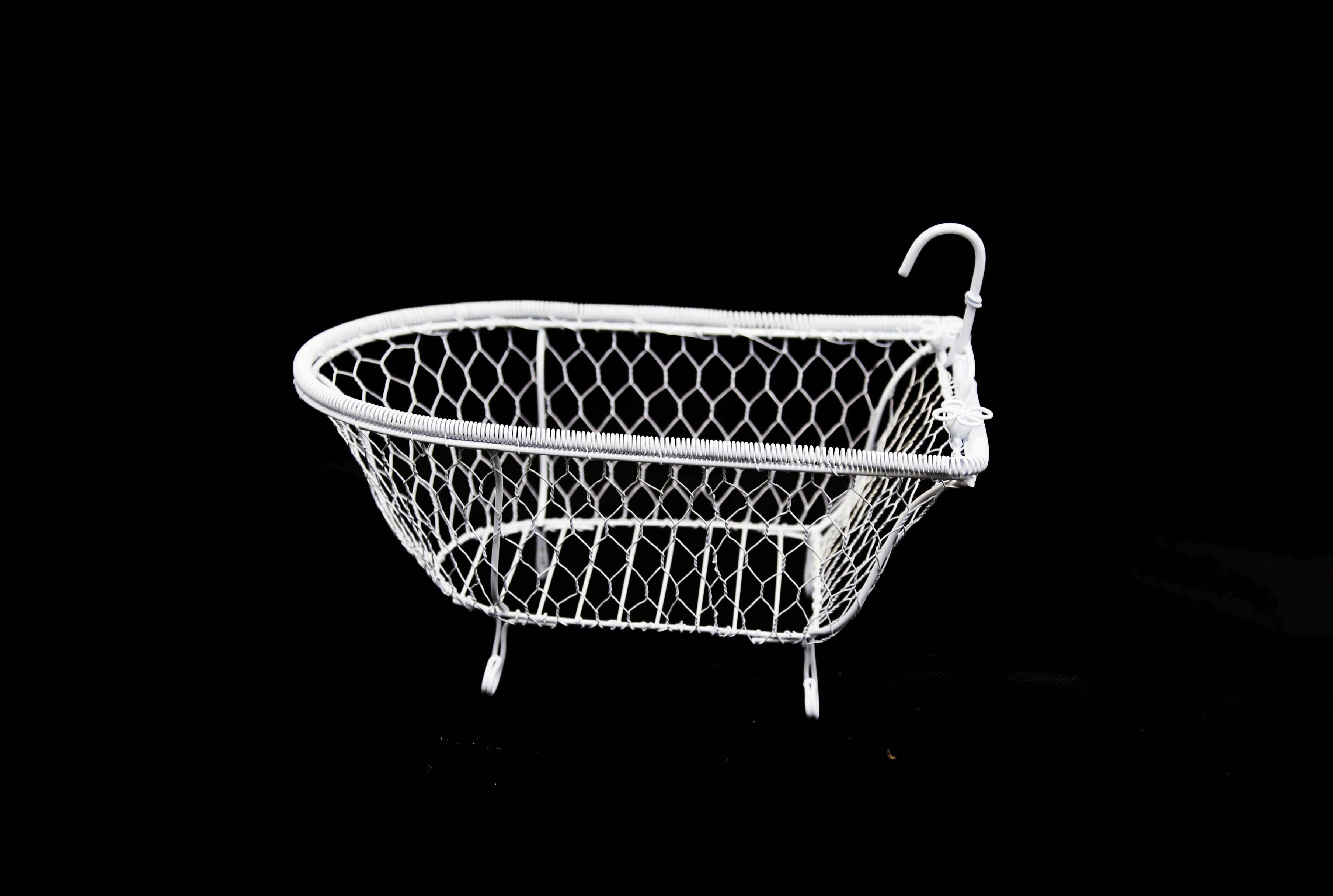 Home Kreation by KK dba Kraft Klub - Wholesale Decorative Tabletop Object - HANDMADE RED WIRE TUB 11"Lx6"Wx8"H2