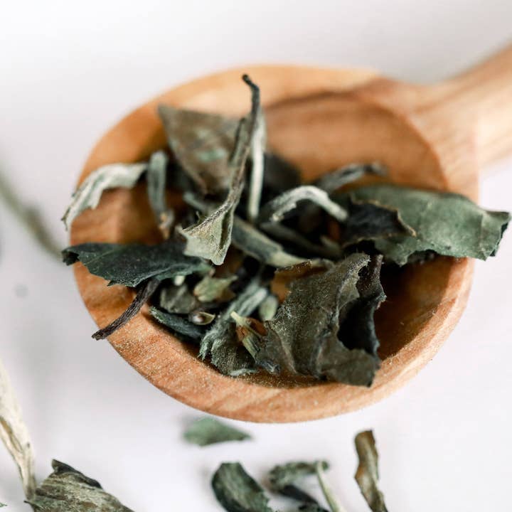 Vida pour Tea - Wholesale Loose Tea - Bai Mu Dan Lavender White Tea 1lb