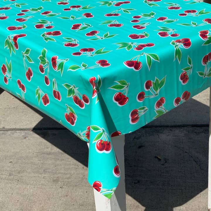 Oilcloth International - Wholesale Tablecloth - 84" x 47.5" Rectangle Stella Tablecloth6