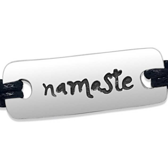 daVoria – Engroshandel Armbånd med vedhæng – Namaste - Små intentioner5