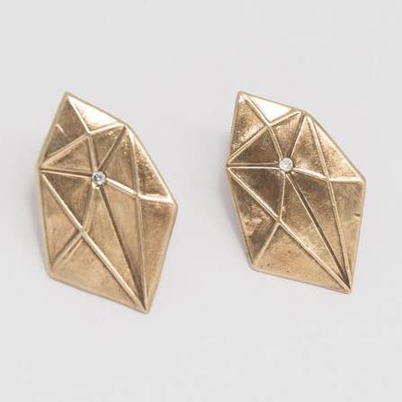 Tacos de oreja de bronce macizo. para venta al por mayor de On a Limb Creative