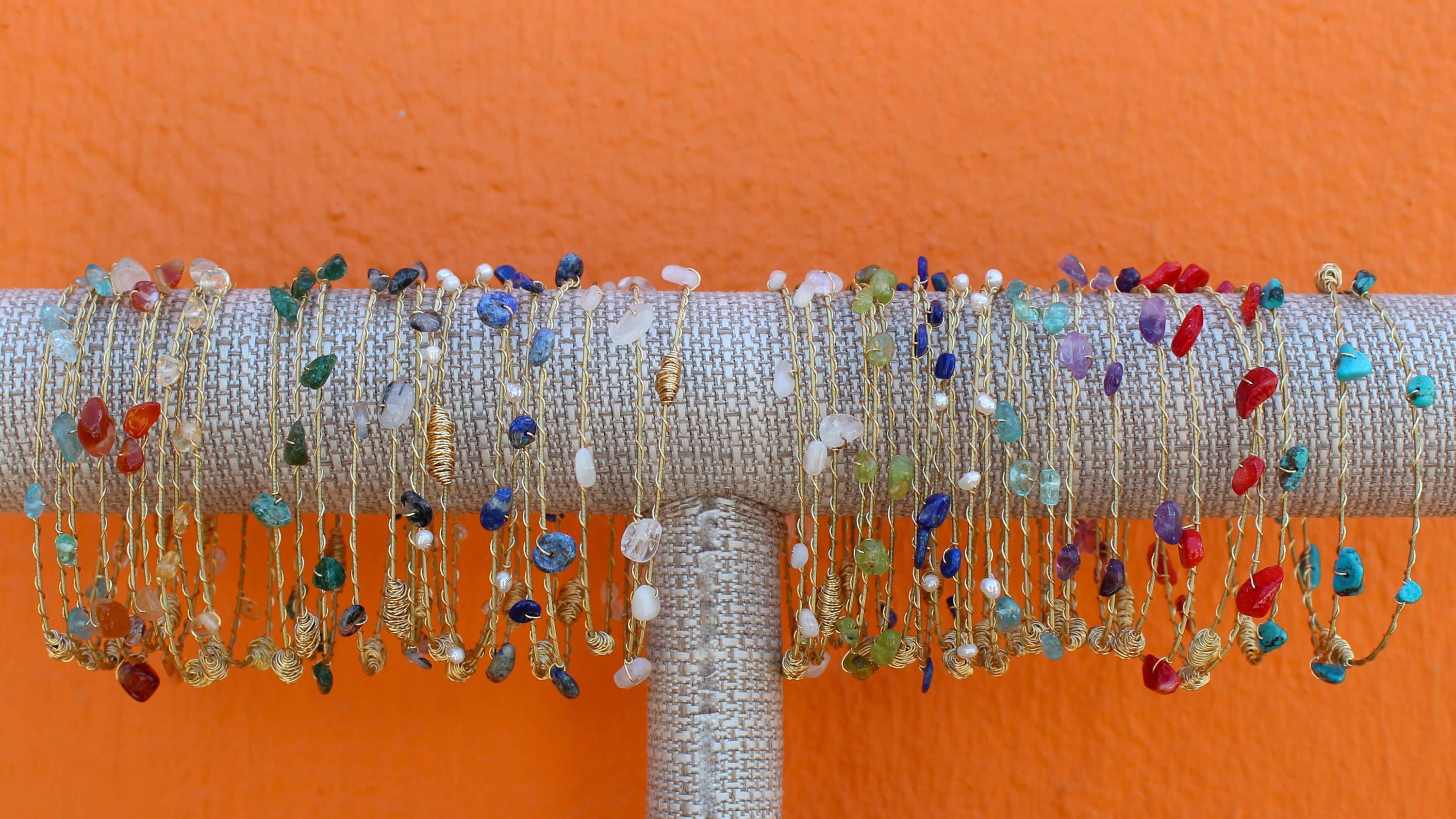 ReStrung Jewelry - Vente Bracelet jonc - Bracelets-bracelets en pierres précieuses - Perle blanche2