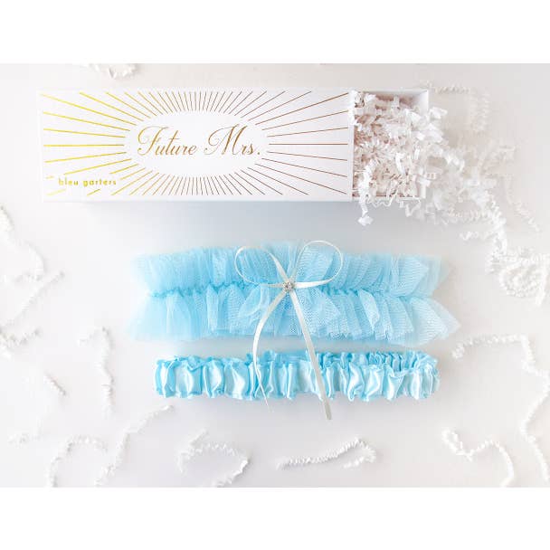Bleu Garters – wholesale Strumpeband - Dam – Blå tyll strumpeband med slantad strumpeband