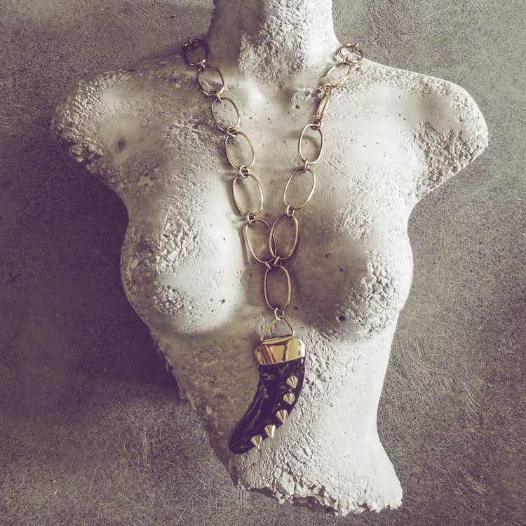 Bisjoux – Colar pingente/pendente por atacado – Colar de pingente grande com corrente de elos largos e chifre em latão1