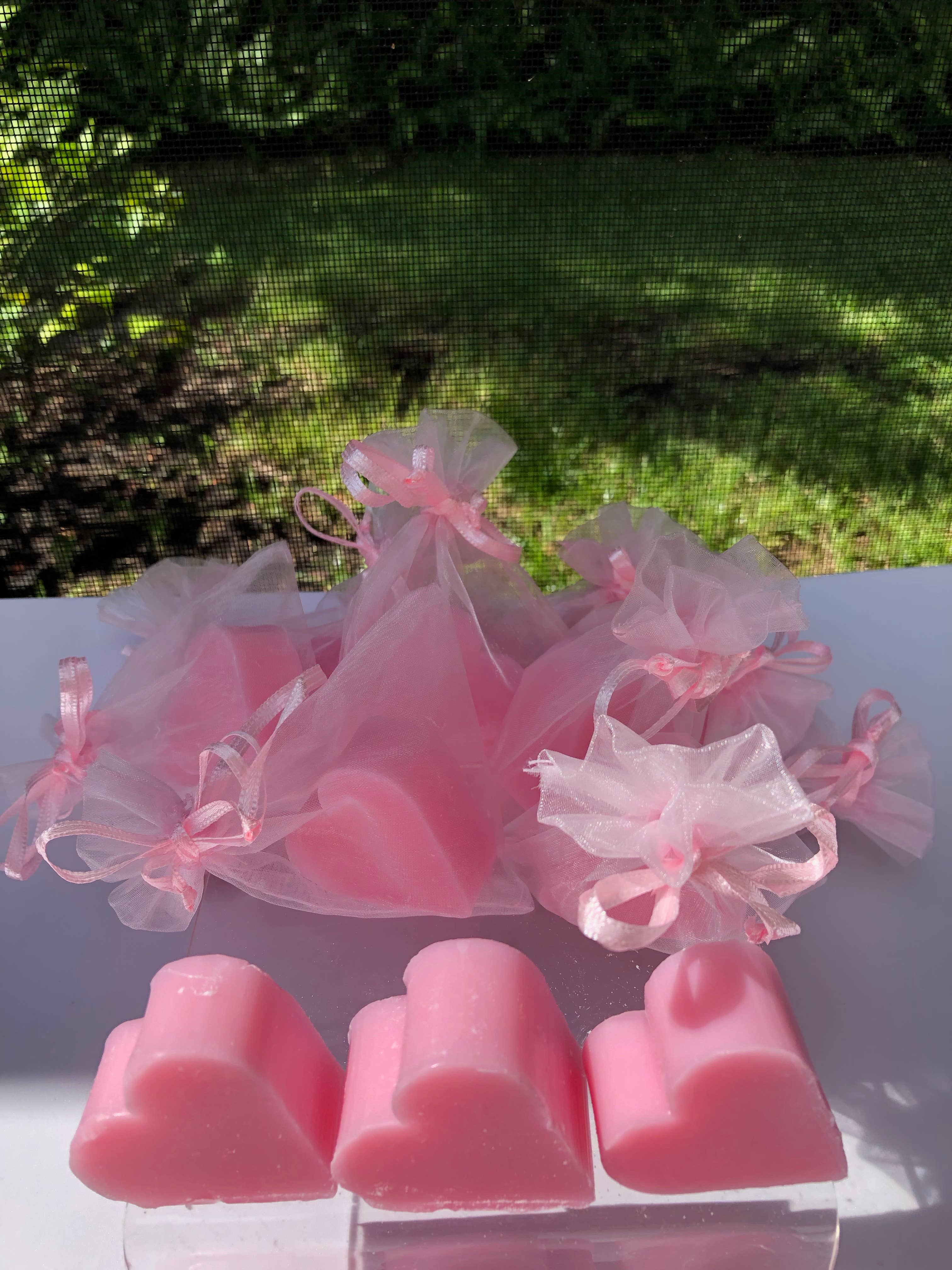 La Belle France - Wholesale Bar Soap - Tiny Heart Soaps wrapped in Organza Gift Bag1