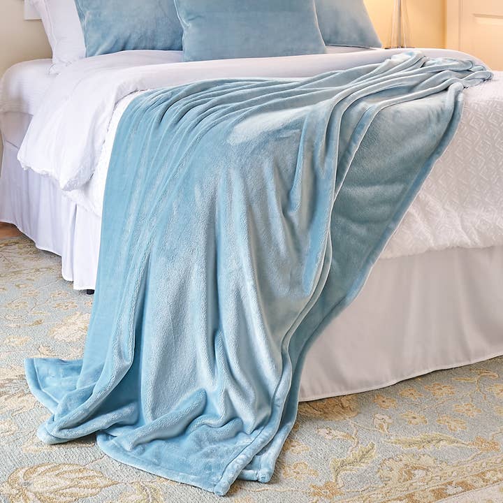 108” x 88” King Blanket for wholesale by American Blanket Company