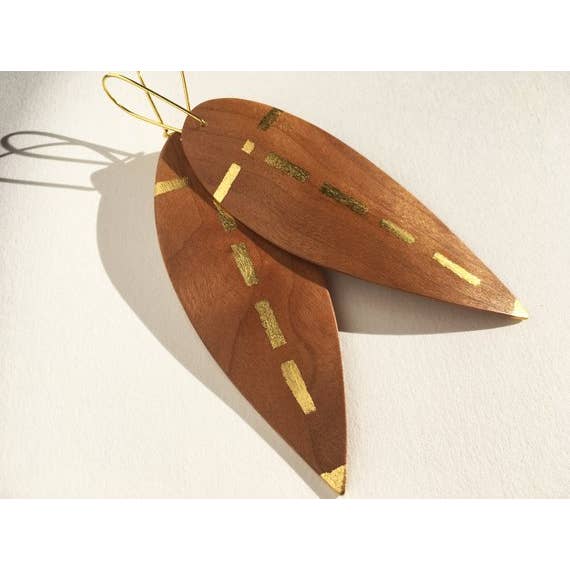 Cherry And 24k Gold Leaf-shaped Twisted Earrings for wholesale by Kohli Kraft