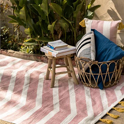 Current kilim rug for wholesale by KILIIM