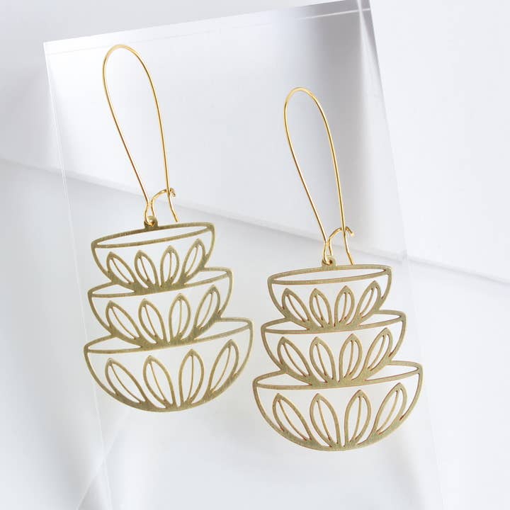 A Tea Leaf Jewelry - Wholesale Dangle Earrings - Retro Bowls Stacked Earrings | Cathrineholm Lotus Pattern
