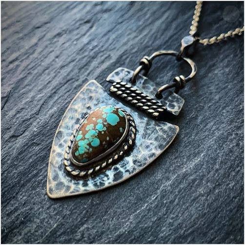 Amerikansk turkis pilespids vedhæng for engroshandel hos Raegan Hough Metalsmith