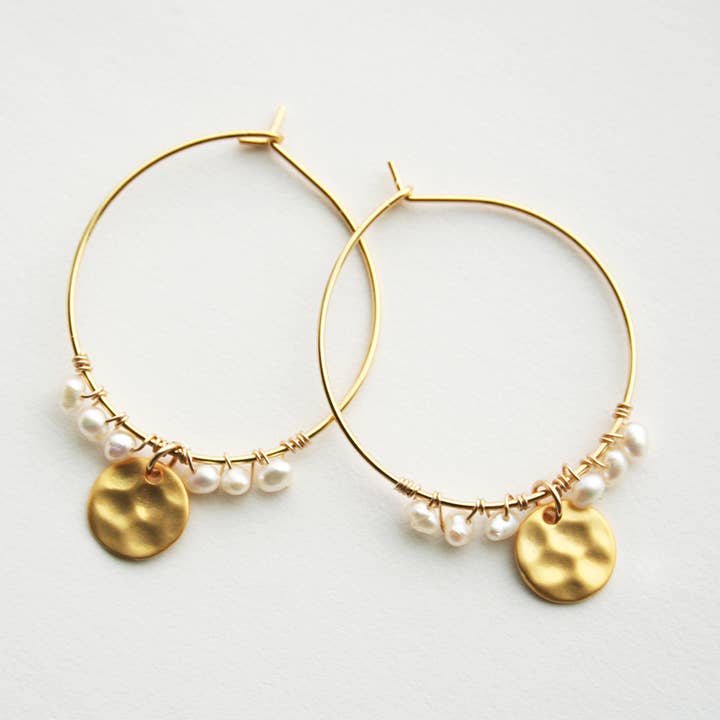 Laura Stark Designs - Vente Créoles - Créoles Pearl Boho | Créoles en perles0