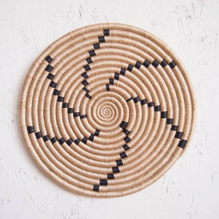 Tanga Trivet for wholesale by Amsha