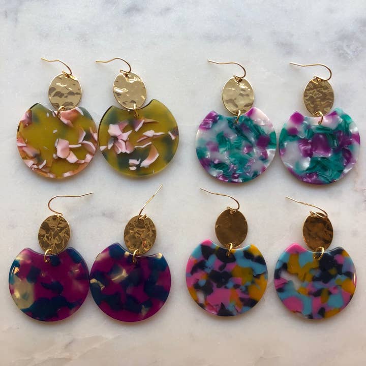Boucles d'oreilles en résine, acrylique pour la vente par Laalee Jewelry