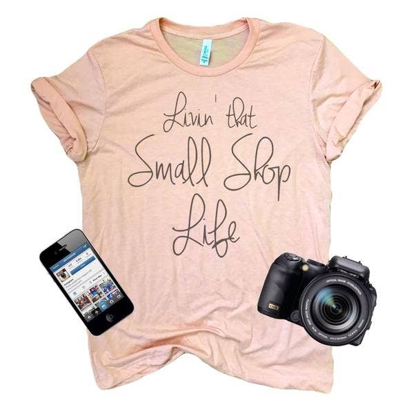 Small Shop Life - Peach chiné col rond pour la vente par A Quiver Full