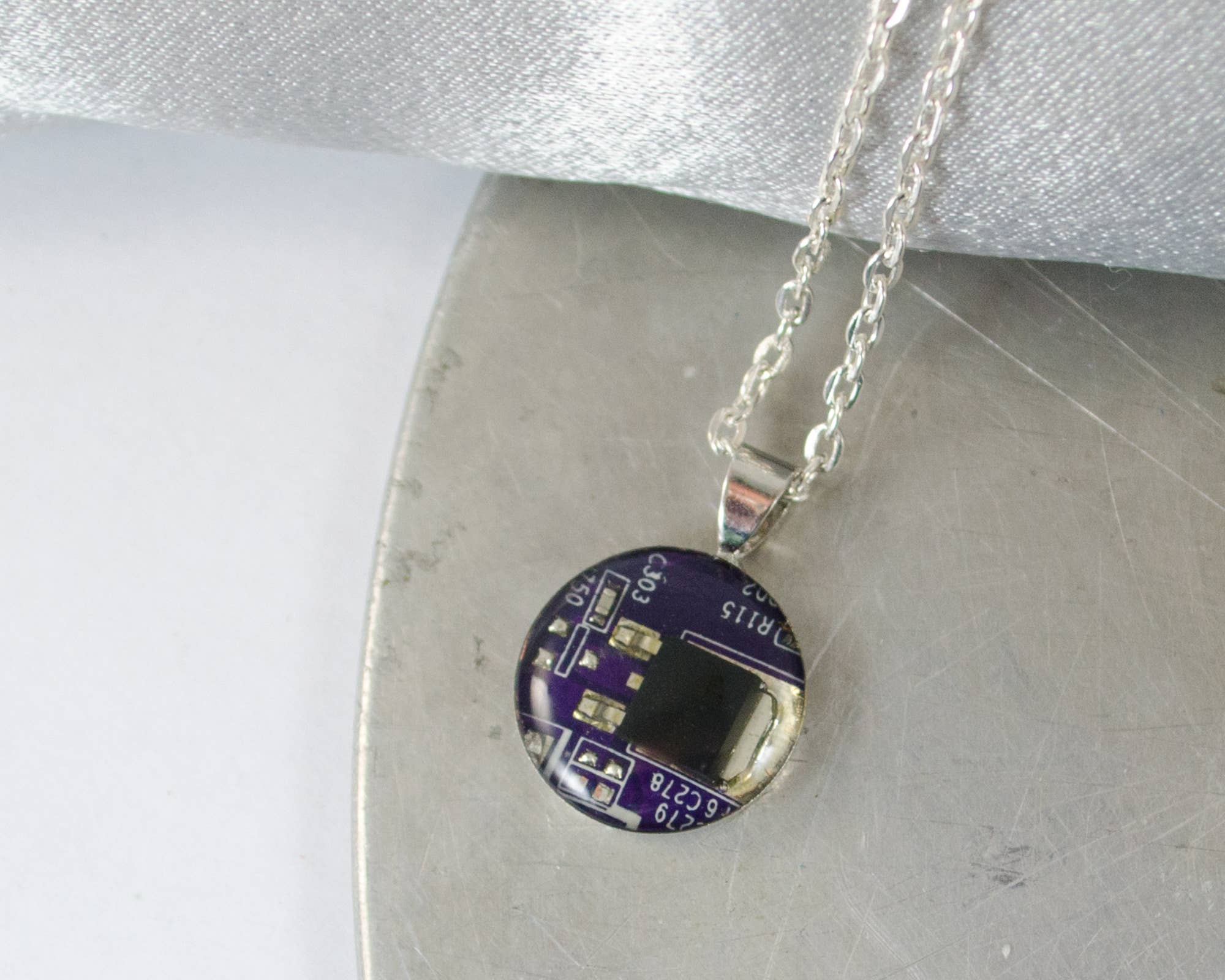 Circuit Breaker Labs – Großhandel Kette mit Anhänger/Charm – Mini-Halskette5