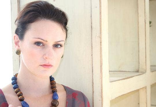 Leetie Lovendale – wholesale Solitärörhängen – Grå och Smoke Retro Knappar1