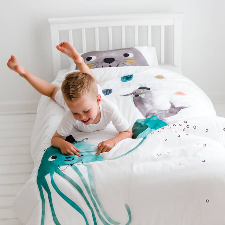 Rookie Humans - Wholesale Down Comforter - Kids & Baby - Toddler Comforter: Jellyfish3