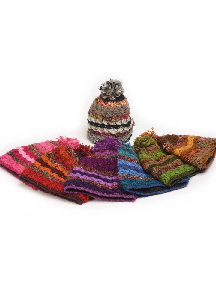 Gehäkelte Beanie-Mütze mit Seide für den Großhandel von Zig Zag Asian Collection