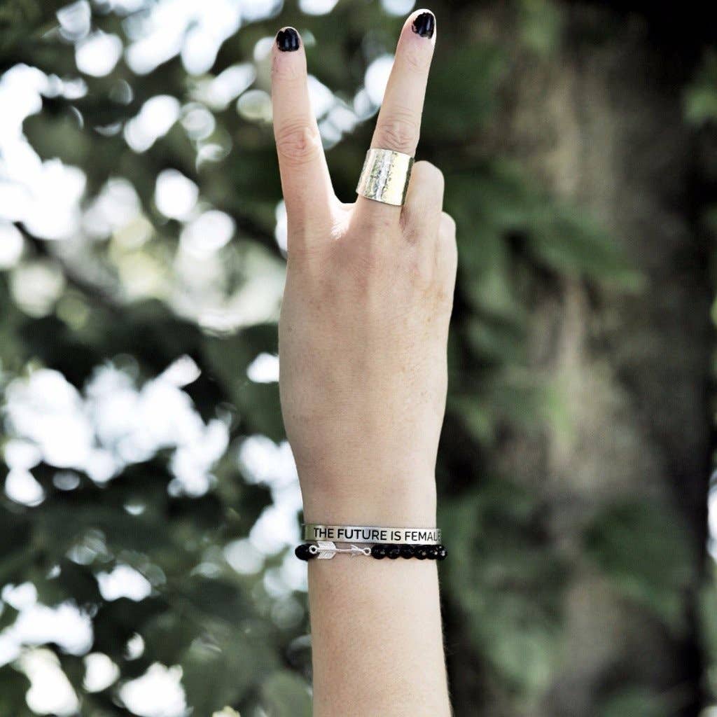 Bird + Stone - Wholesale Charm/Dangle Bracelet - Onyx Arrow Bracelet2