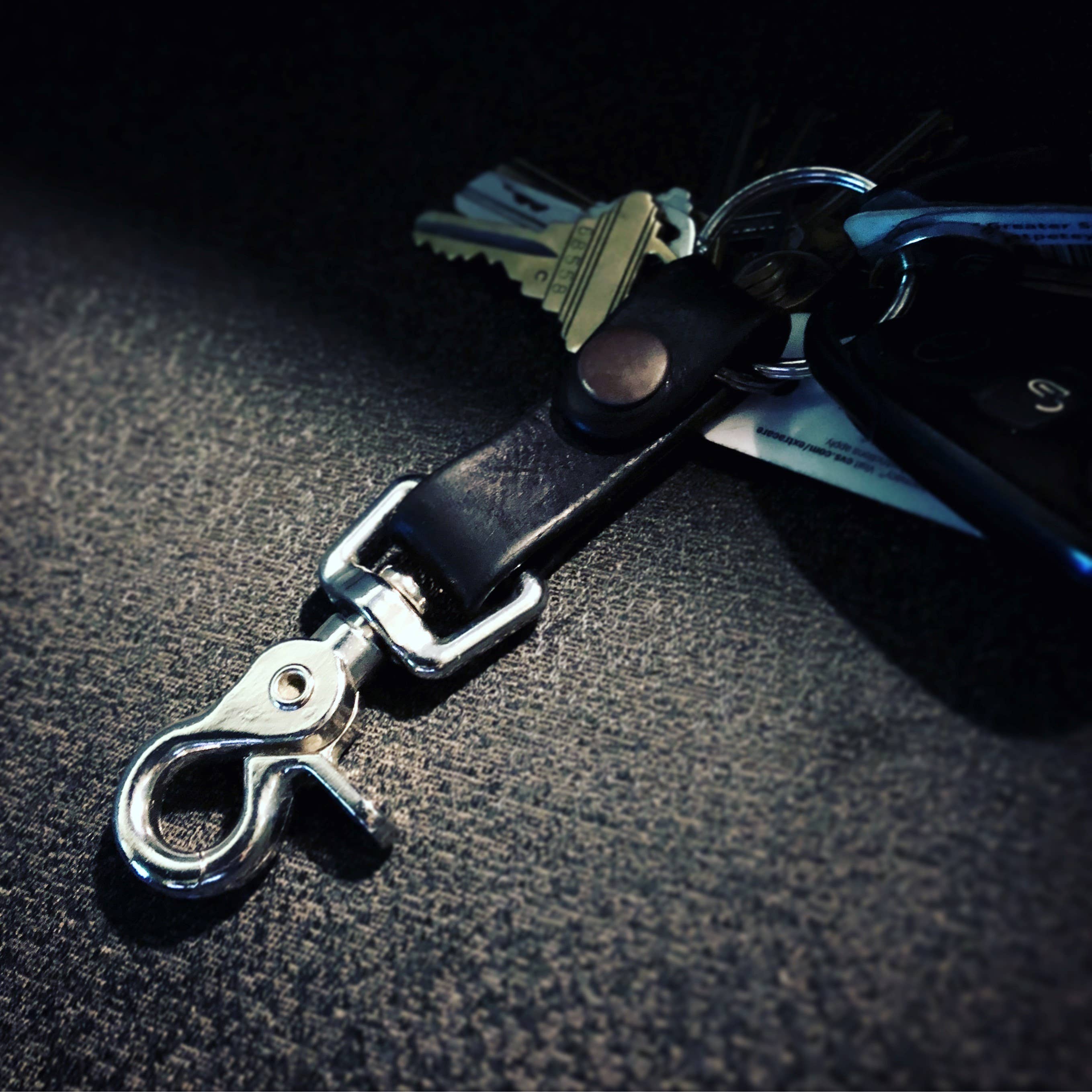 Red Raven Leather Company - Wholesale Keychain - Unisex - Valkyrie Key Clip2