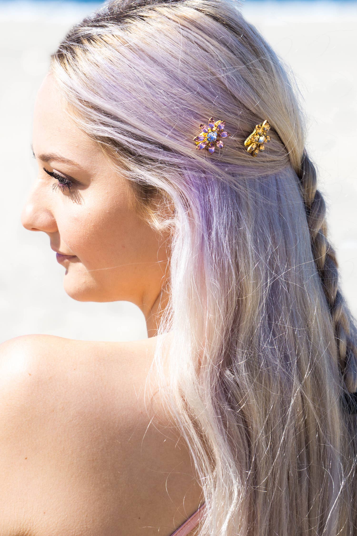 Acute Designs – Großhandel Haarnadeln – Swarovski Blume Mini Kamm2