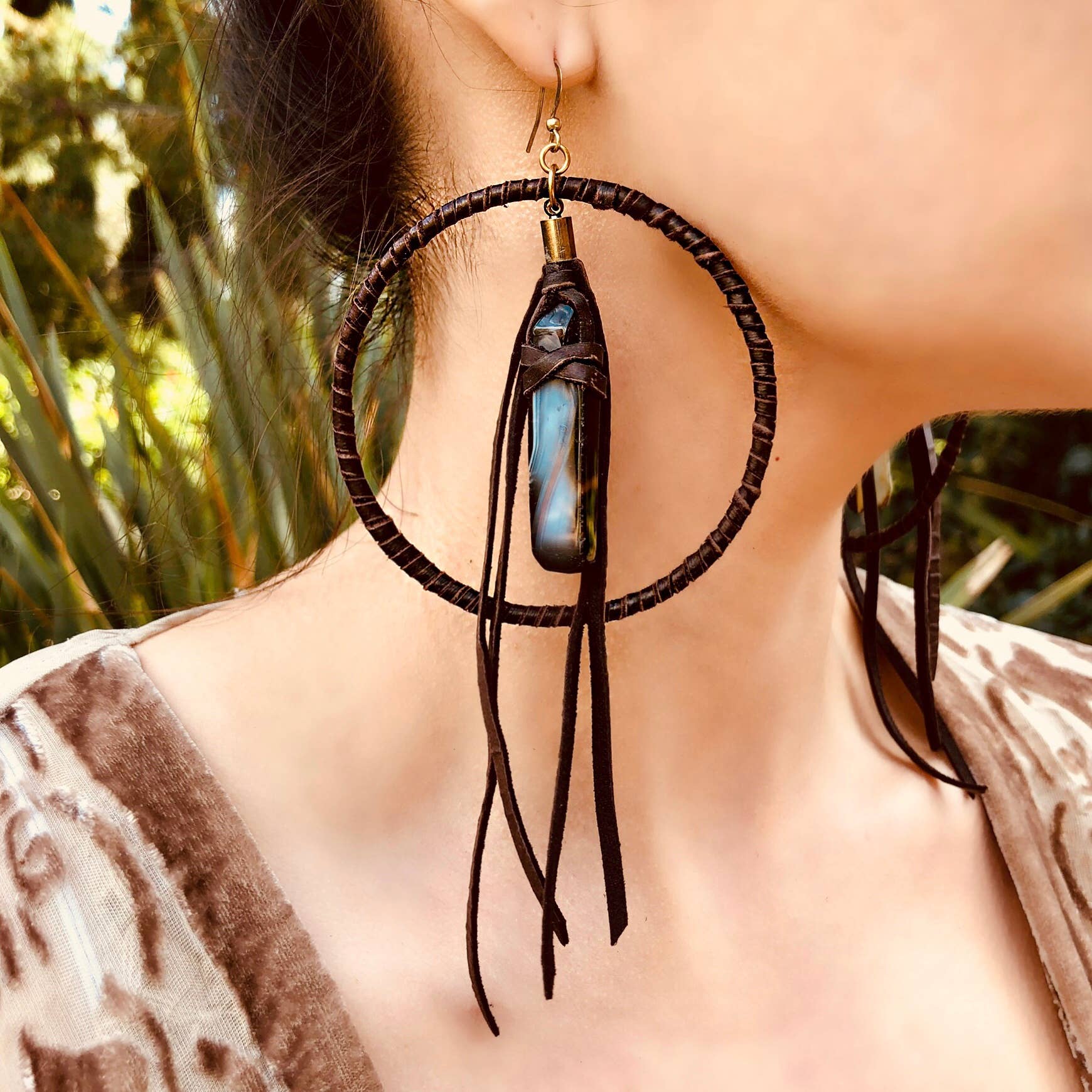 ASTALI - Wholesale Dangle Earrings - Leather Hoops - Agate & Chocolate, Leather & Stone Earrings3