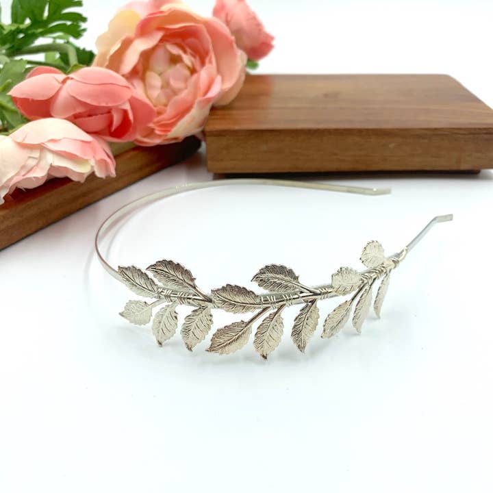 Sterling zilveren of roségouden hoofdband met groot blad voor wholesale door Acute Designs