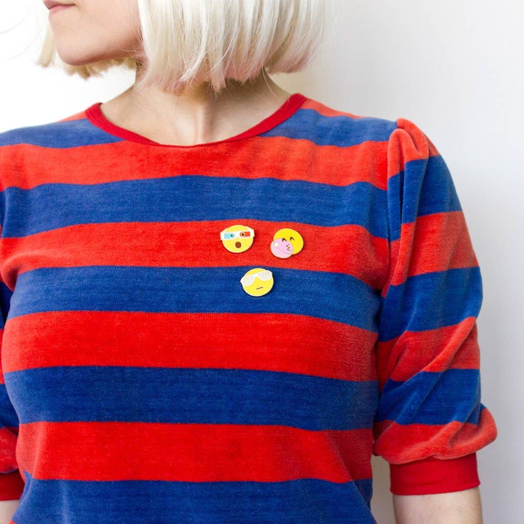 Popglory - Wholesale Lapel Pin/Button - 3D Moji Pin3