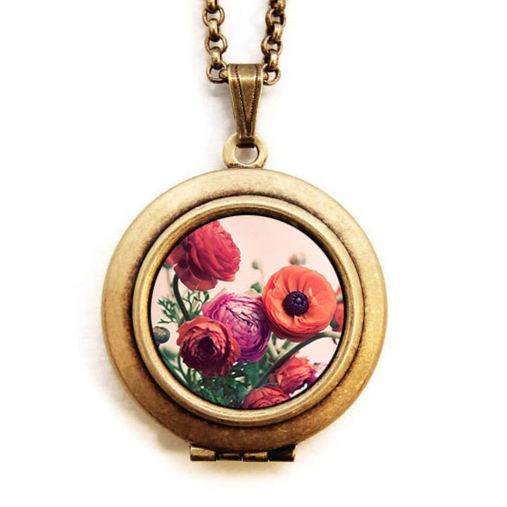 Ramo de ranúnculo Relicario para venta al por mayor de Dearest Mine