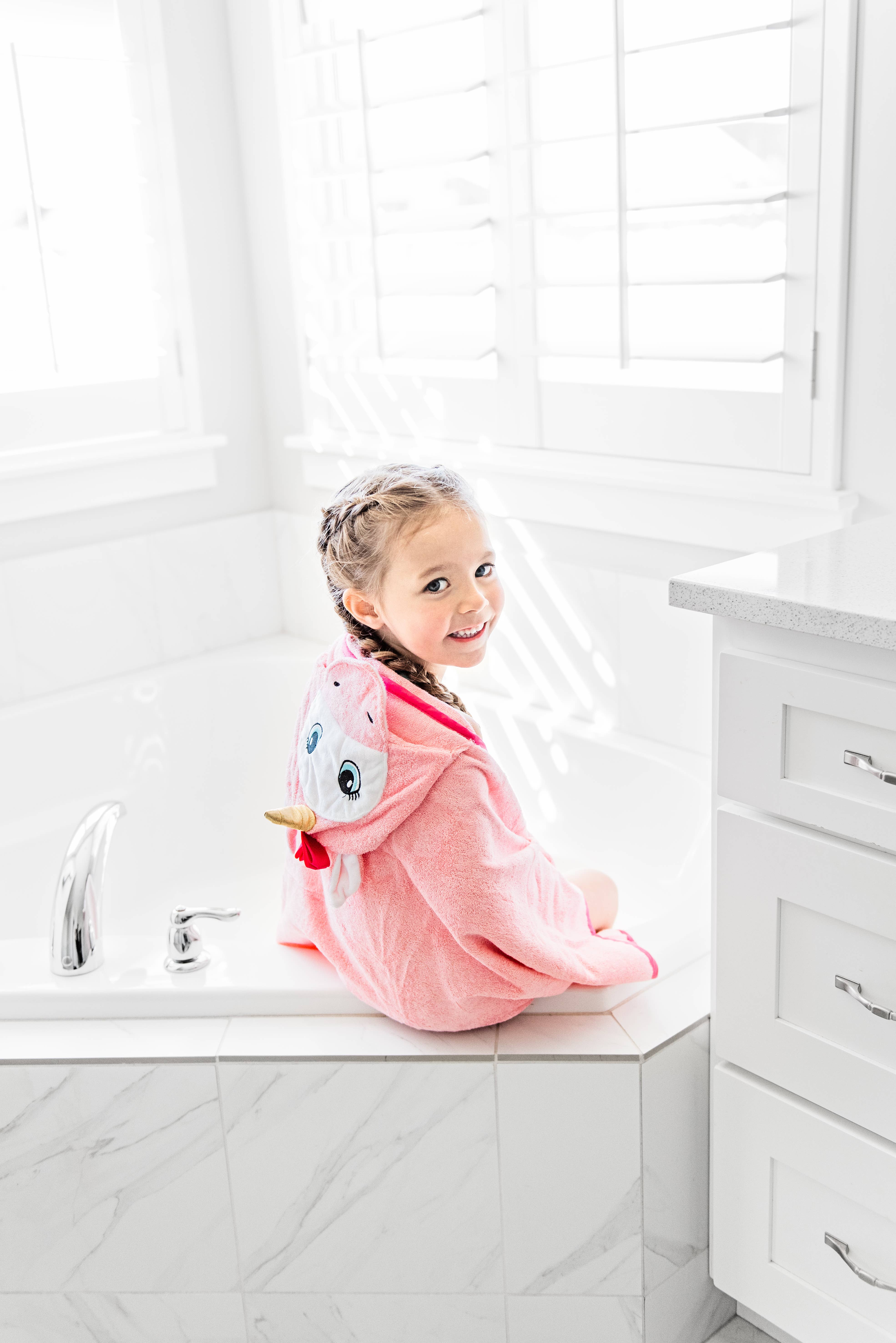 Kloud Bambu | Bamboo Towels & Blankets – Engroshandel Håndklæde med hætte - Børn og baby – Bambus Baby Hætteklædte Håndklæde - Pink Unicorn6