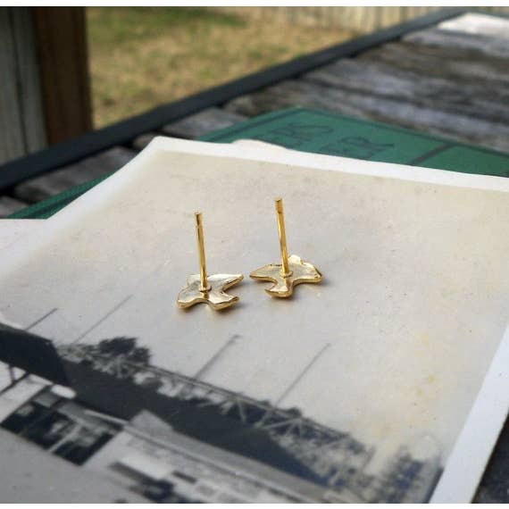 Poor Sparrow - Wholesale Stud/Post Earrings - Gold Plated Bird Post Stud Earrings2