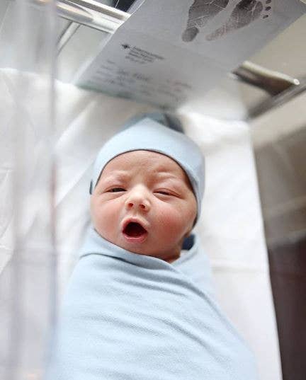 Ely’s & Co. - Wholesale Swaddle Set - Baby - Jersey Swaddle Blankets with 2 Baby Hats (variations)19