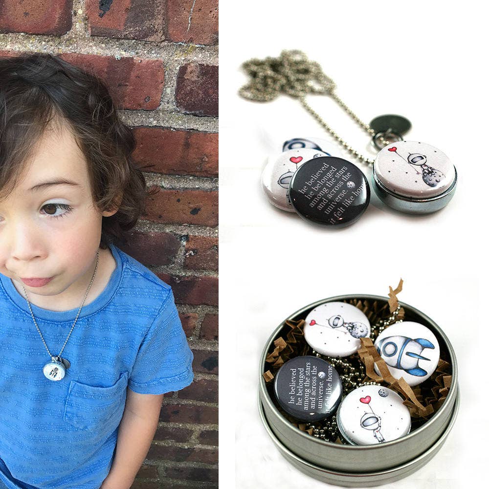 Polarity - Wholesale Locket Necklace - Astronaut Locket Necklace1