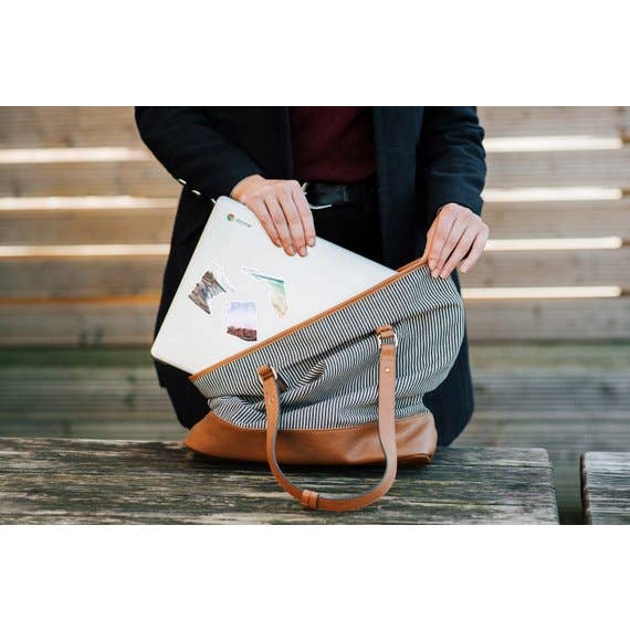 Rachel Alvarez Art - Wholesale Sticker - Louisiana State Vinyl Laptop Decal Sticker (mini)3