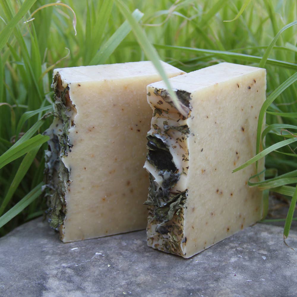 Old Factory Soap + Parousia Perfumes - Venta al por mayor Pastilla de jabón - Jabón de Leche de Cabra de Menta y Mary - con Menta Piperita, Hierbabuena, +3