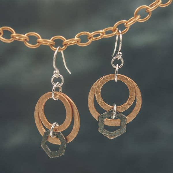 Felicity Jewelry Designs - Vente Boucles d'oreilles pendantes - Sophie - Boucles d'oreilles hexagonales géométriques