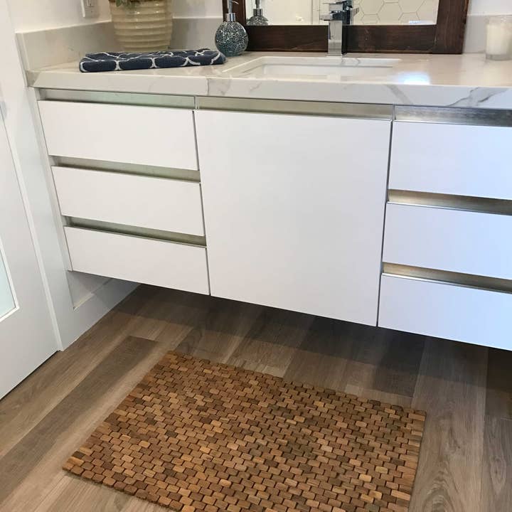 Hip-o Modern Living - Wholesale Bath Mat - Large Teak Indoor/Outdoor Bath & Floor Mat (34 x 21")1