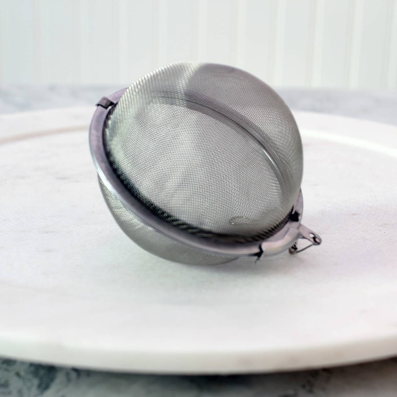 Oliver Pluff & Company – Engroshandel Tesi – Stor teinfuseringsbold i metallnet - 7,6 cm