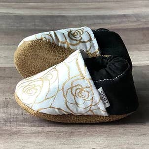 White And Gold Rose Moccasins for wholesale by Trendy Baby Mocc Shop