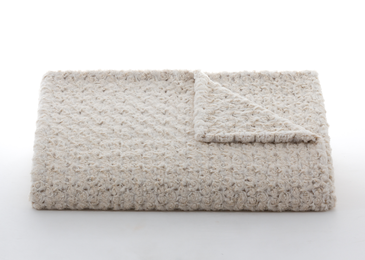 Tourance - Wholesale Throw Blanket - Throw - Rosebud Duo Tone Cream And Sahara Throw1