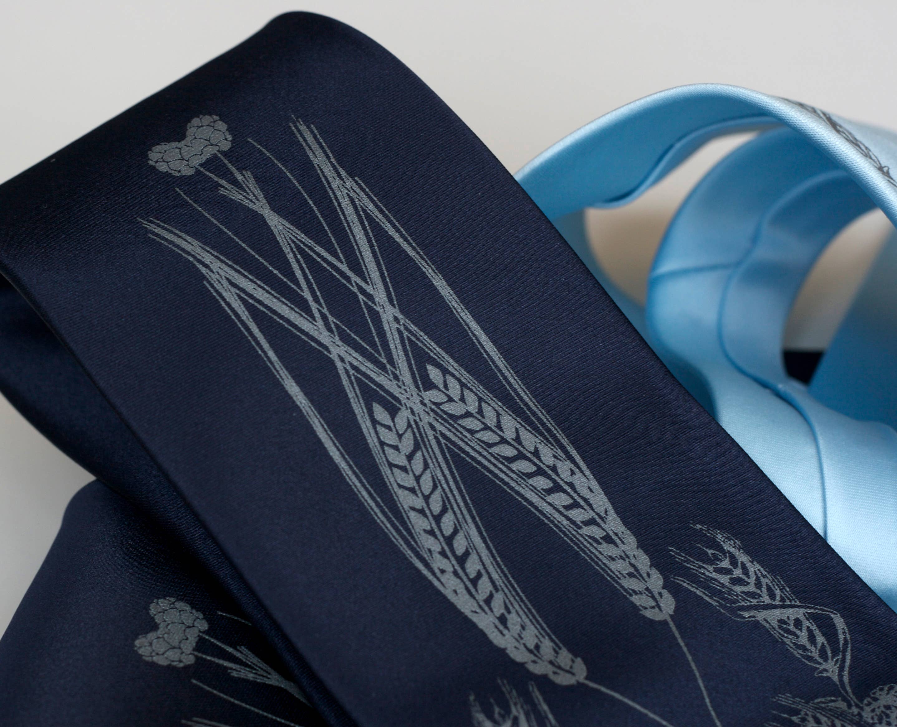 Cyberoptix Tie Lab - Wholesale Necktie - Men's - Beer Necktie. Hops & Wheat Print Tie17