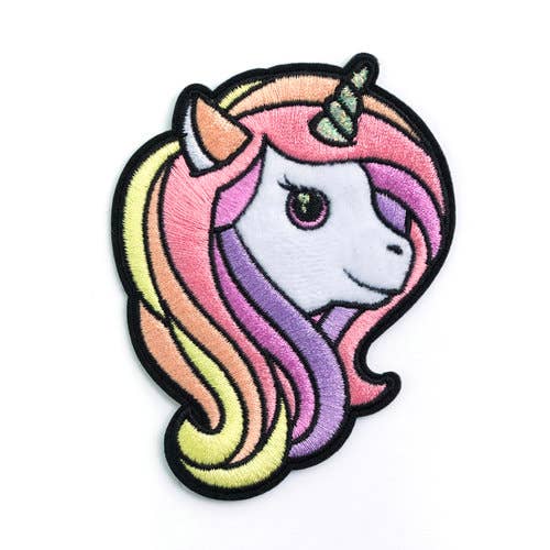 Patch duveteux licorne arc-en-ciel (EN SOLDE !) pour la vente par LuxCups Creative